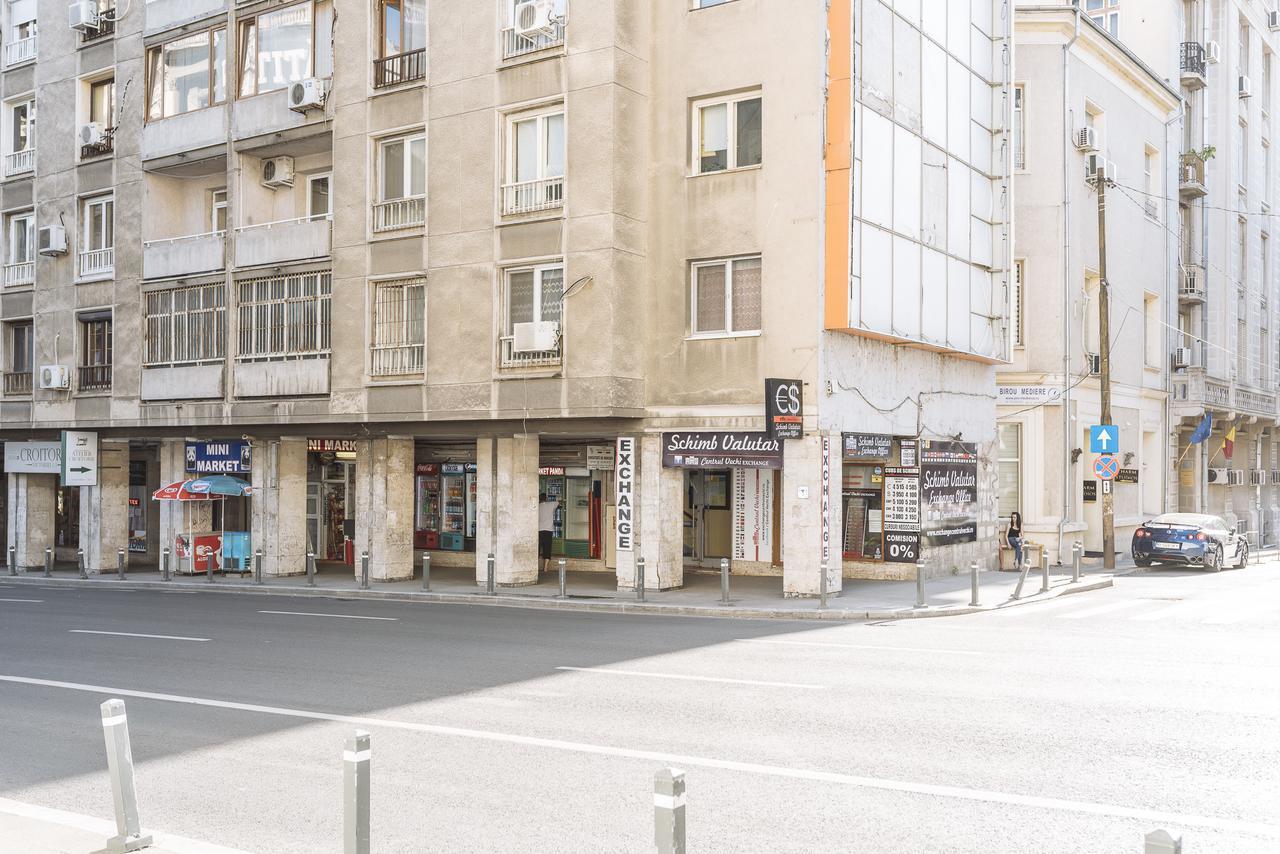 Old Town - City Center Apartment Бухарест Экстерьер фото